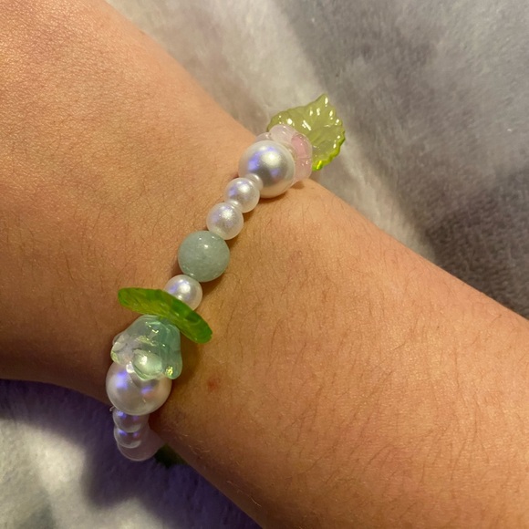 teal and pink flower bracelet - Picture 3 of 3